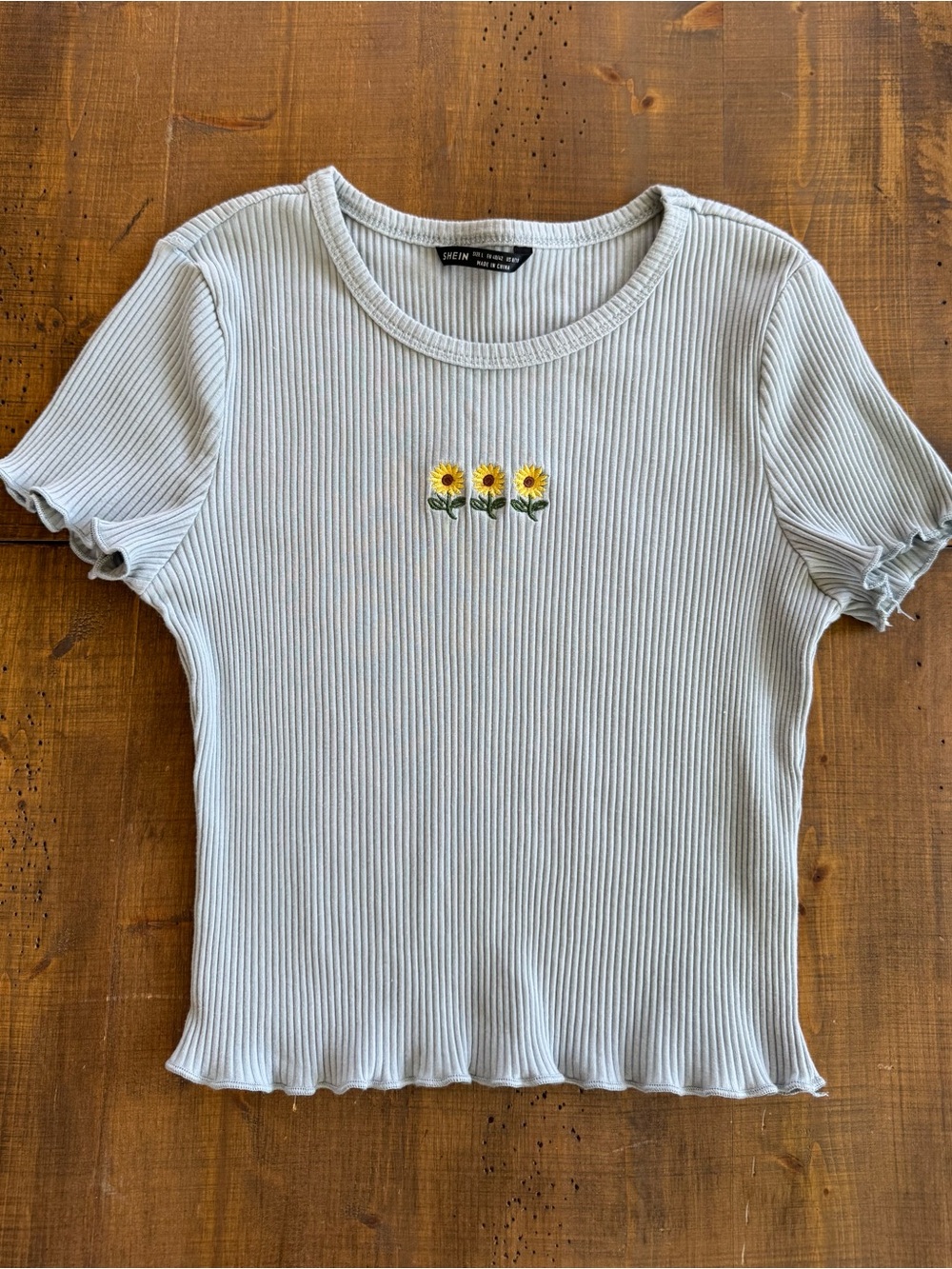 SHEIN Light Blue Ribbed Short-Sleeve Tee with Sunflower Embroidery